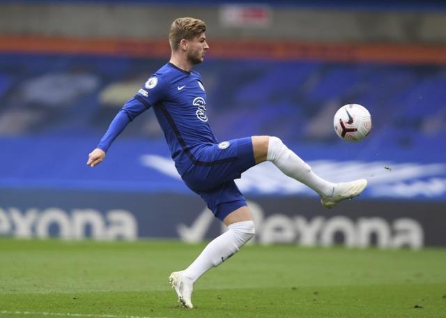 英超焦点战：维拉1-2绝杀阿森纳，曼城争冠机会大增