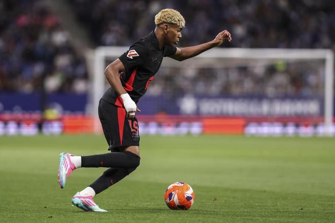 梁民革：在英国生活我已经适应了；孙兴慜哥说我需要更加努力