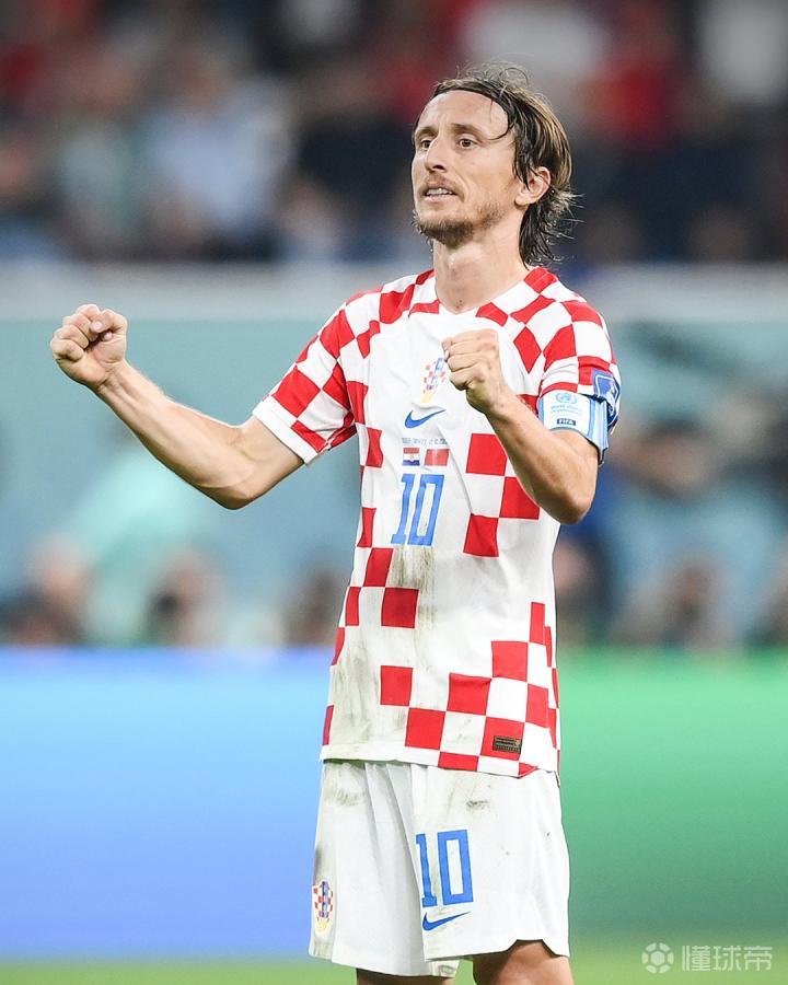 外媒统计2025女运动员收入榜单：谷爱凌第4、郑钦文第5