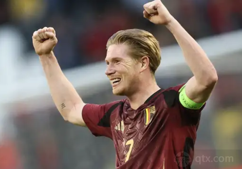 吉鲁帽子戏法助阿森纳3-0胜奥林匹亚科斯晋级欧冠16强